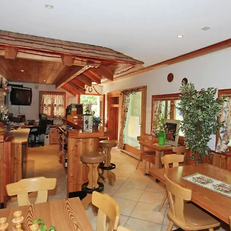 Cozy In Meiggerli With Garden