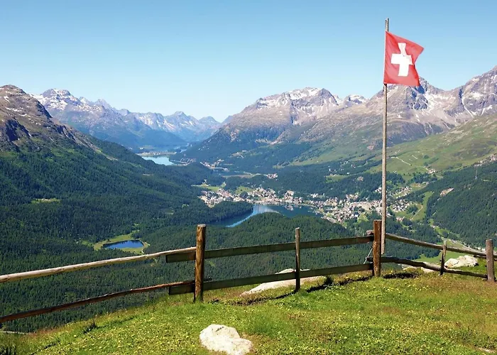 In Valais Near Lift & Valley Dağ evi *