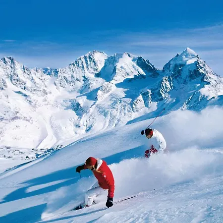 In Valais Near Lift & Valley * Saas-Balen