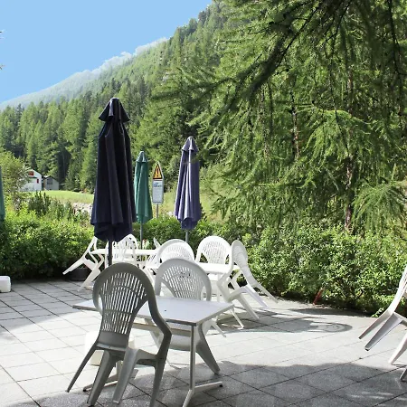 샬레 Cozy In Meiggerli With Garden Saas-Balen